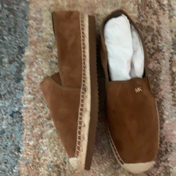 Slip on - Picture 3 of 6